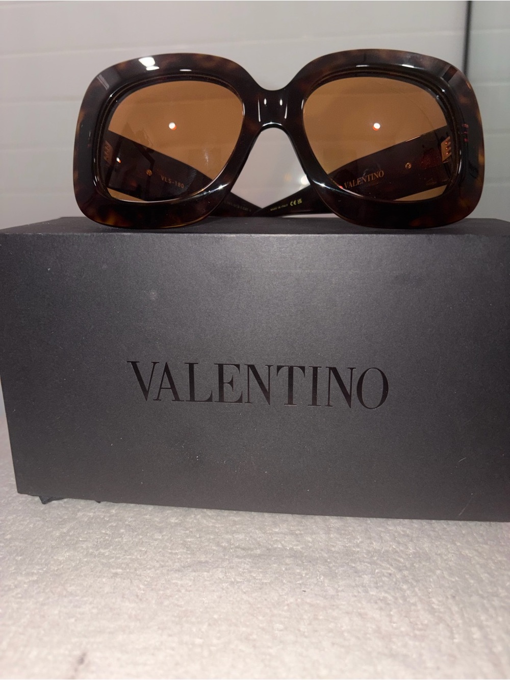 AUTHENTIC Valentino Oversized VLS-180 Havana Brown Tortoise Brand New Full Box
